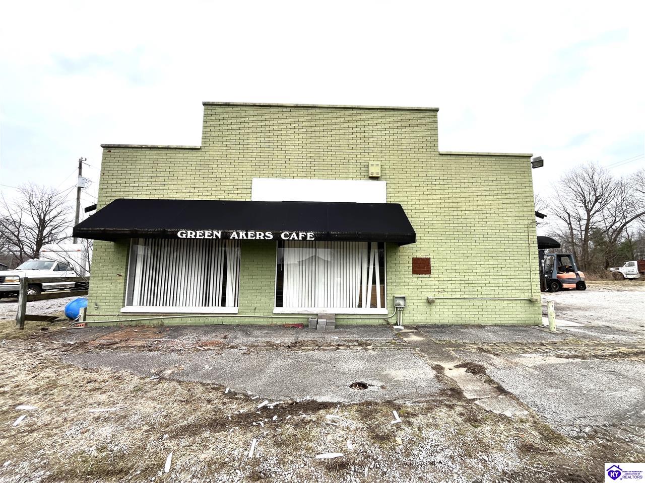 7130 Greensburg RoadMount Sherman,&nbsp;KY&nbsp;42764