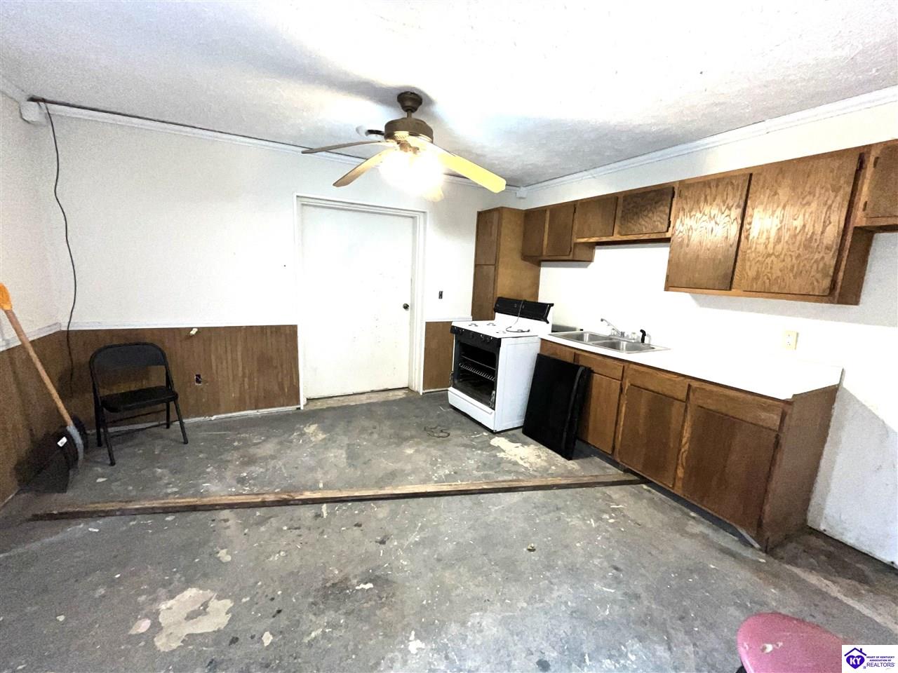 7130 Greensburg Road Mount Sherman, KY 42764 #4