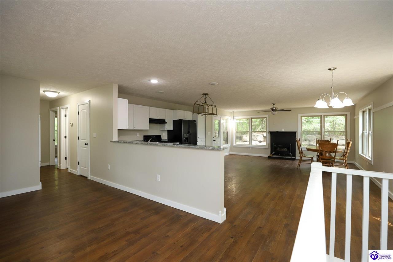 384 Schoolside Drive Brandenburg, KY 40108 #1