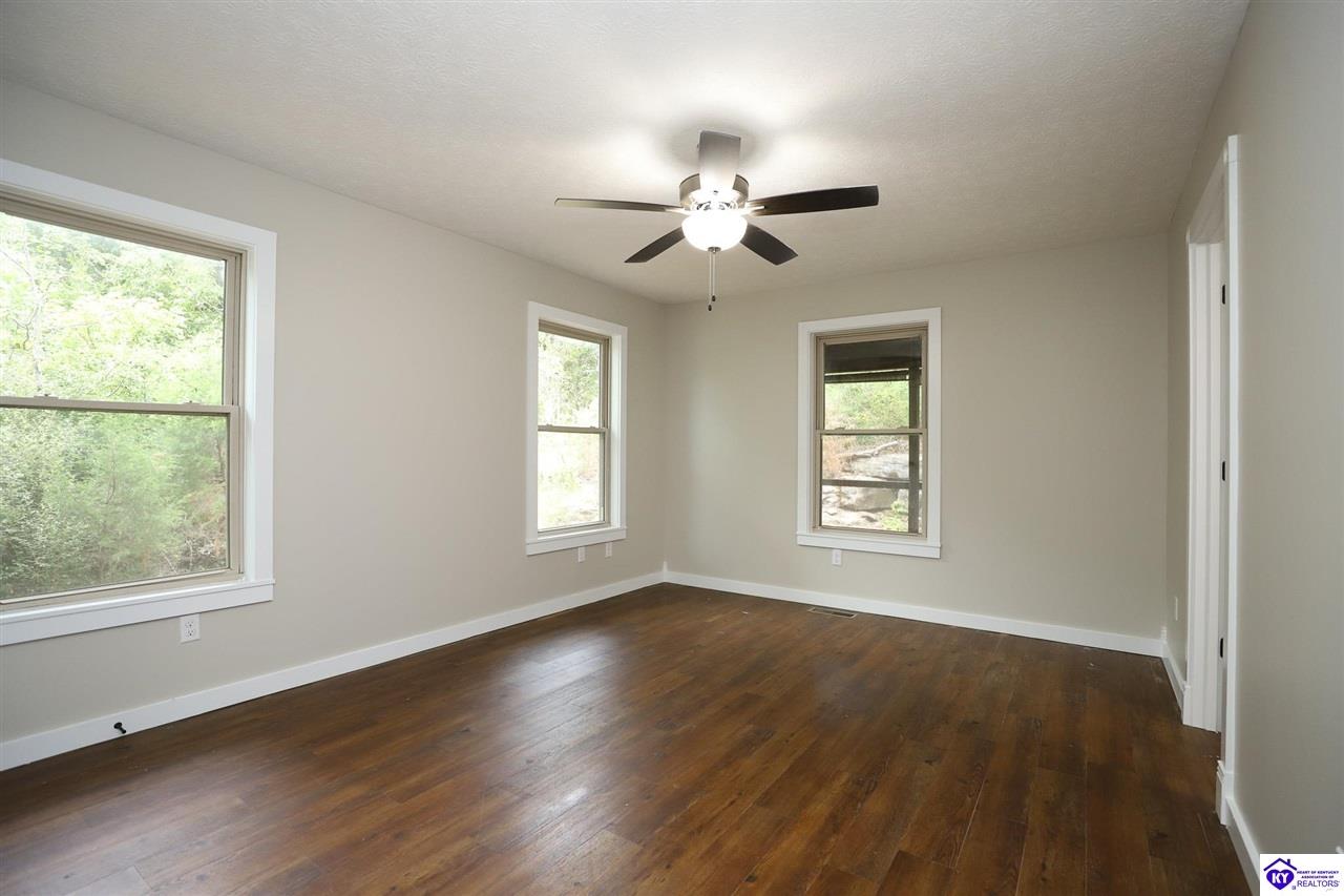 384 Schoolside Drive Brandenburg, KY 40108 #3