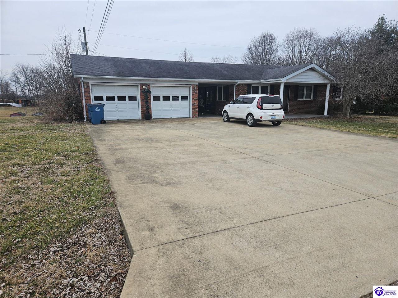 49 Patsy Avenue Hodgenville, KY 42748 #1