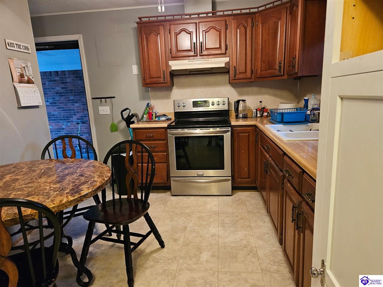 49 Patsy Avenue Hodgenville, KY 42748 #4