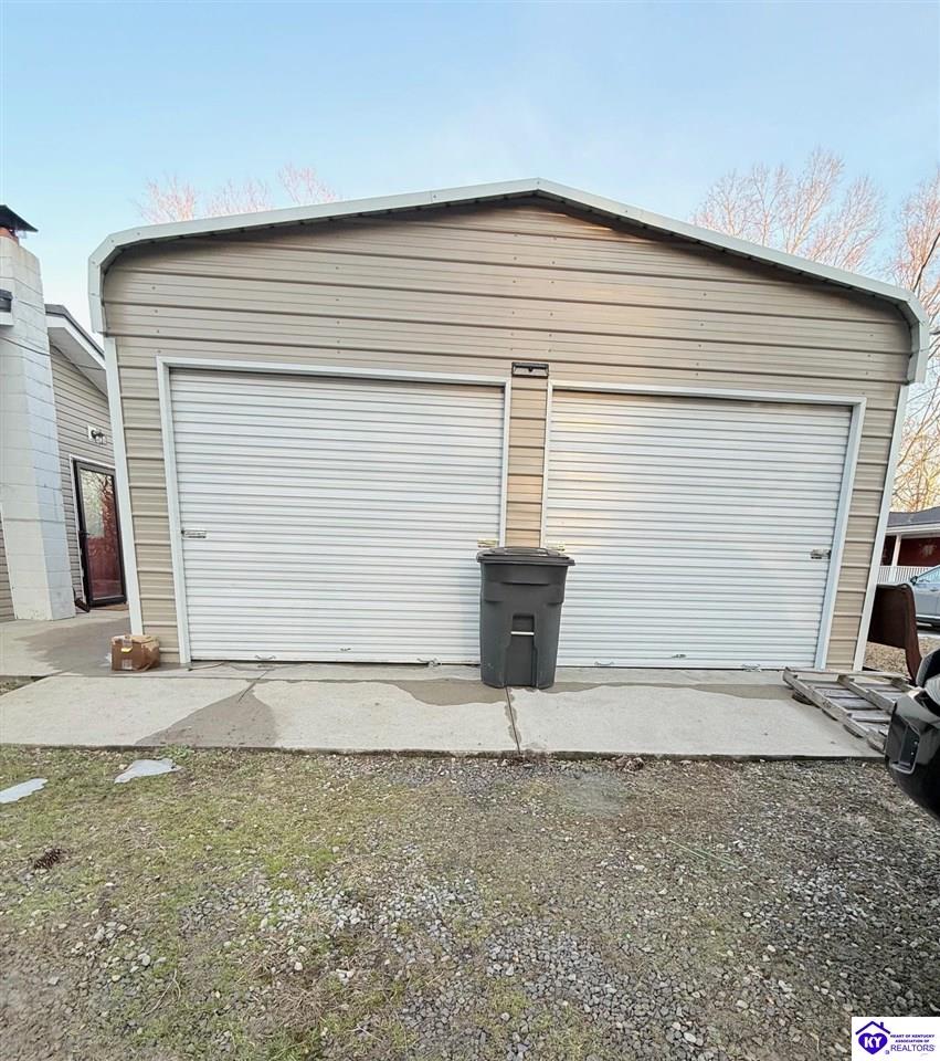 12811 Edmonton Road Columbia, KY 42728 #1