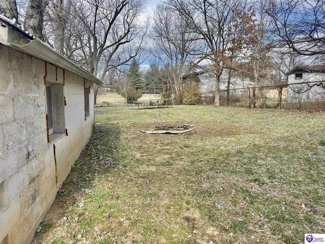 1579 W Vine Street Radcliff, KY 40160 #1