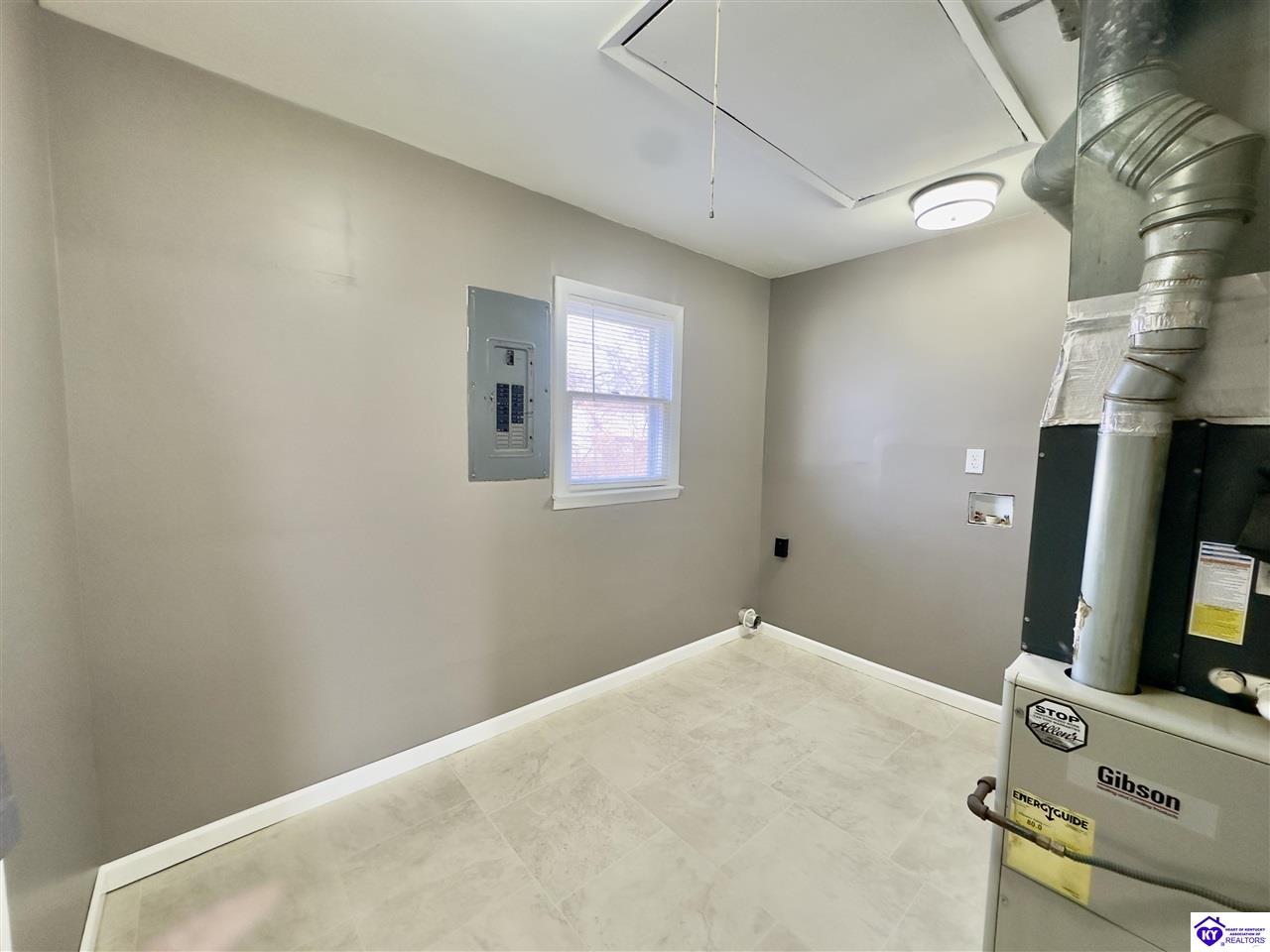 1579 W Vine Street Radcliff, KY 40160 #4