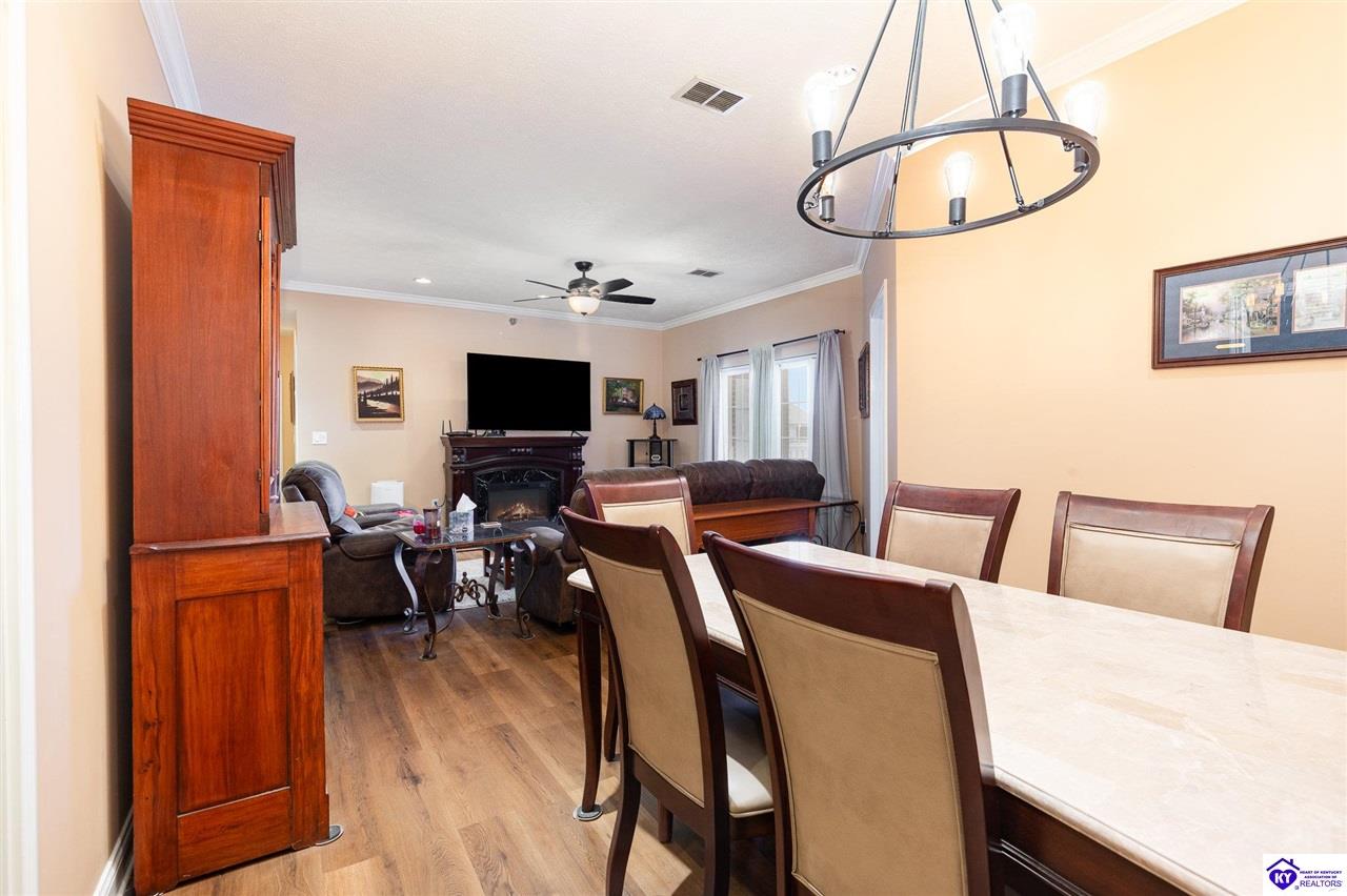 141 Chase Way Elizabethtown, KY 42701 #2