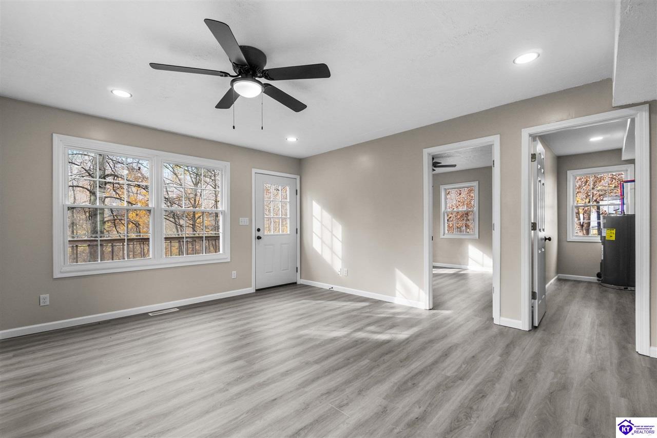 368 Adkins Camp Loop Hudson, KY 40145 #2