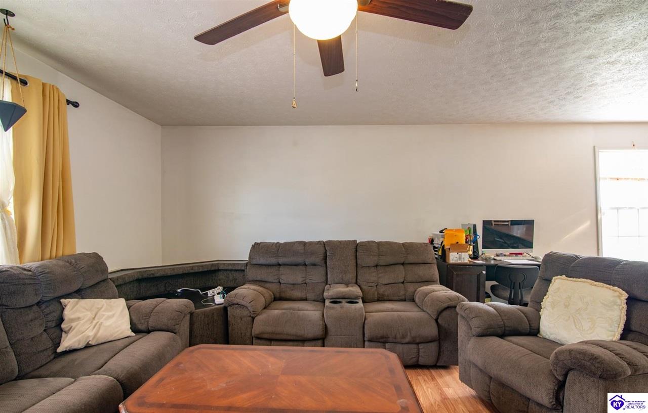 609 Moore Drive Elizabethtown, KY 42701 #3