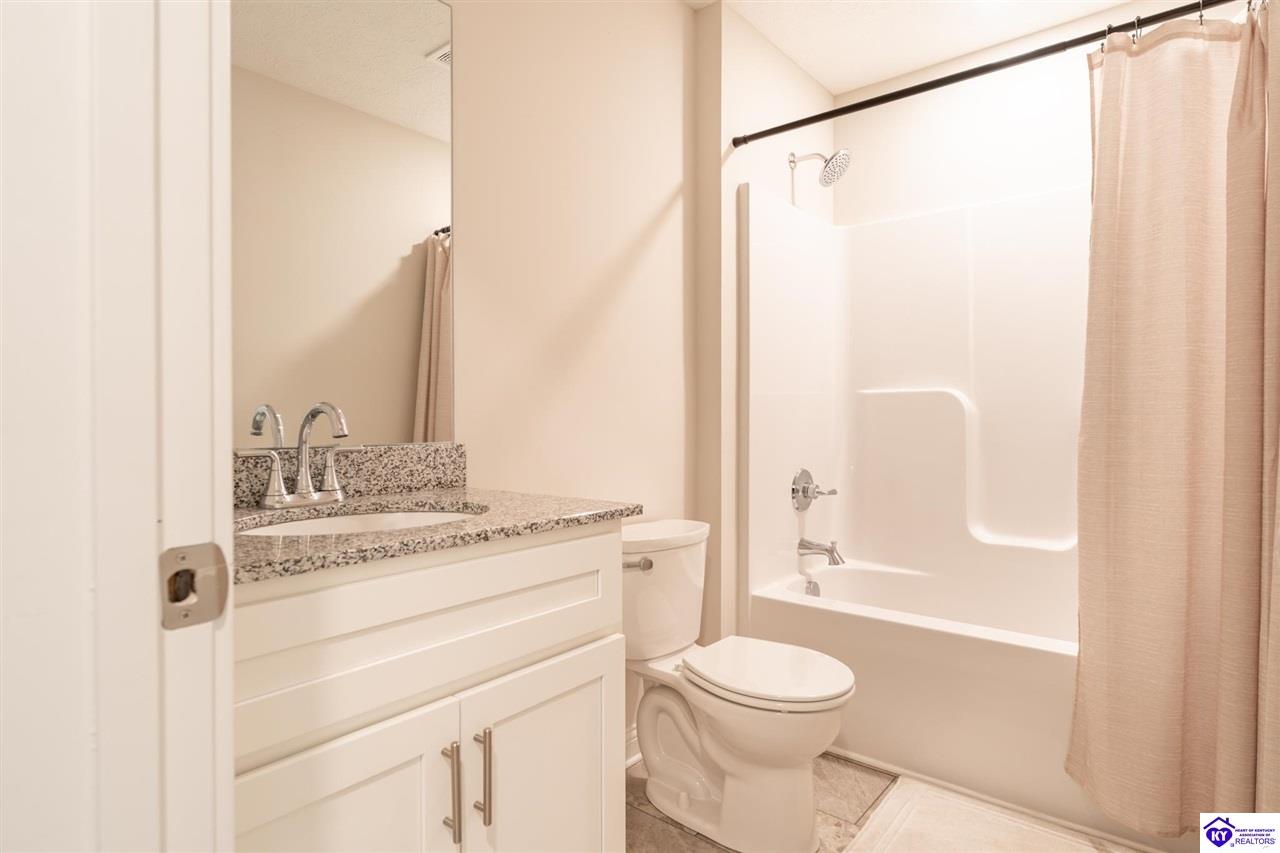 138 Sawgrass Avenue Vine Grove, KY 40175 #2