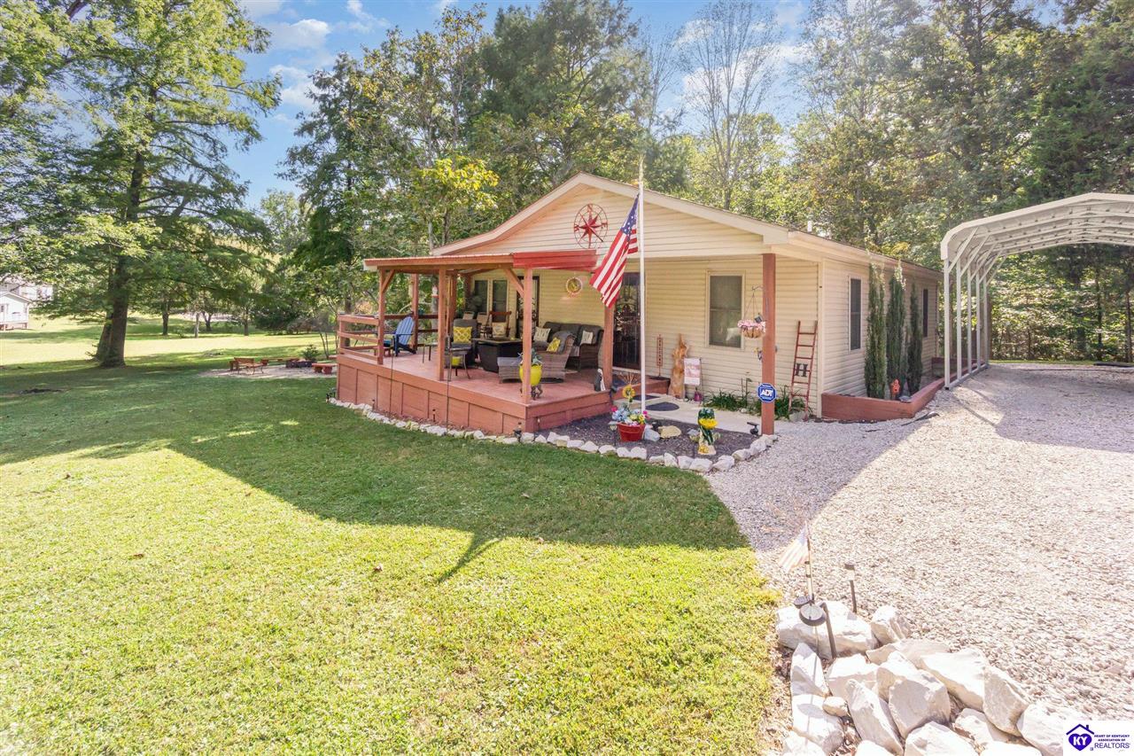 33 Elmwood DriveClarkson,&nbsp;KY&nbsp;42726
