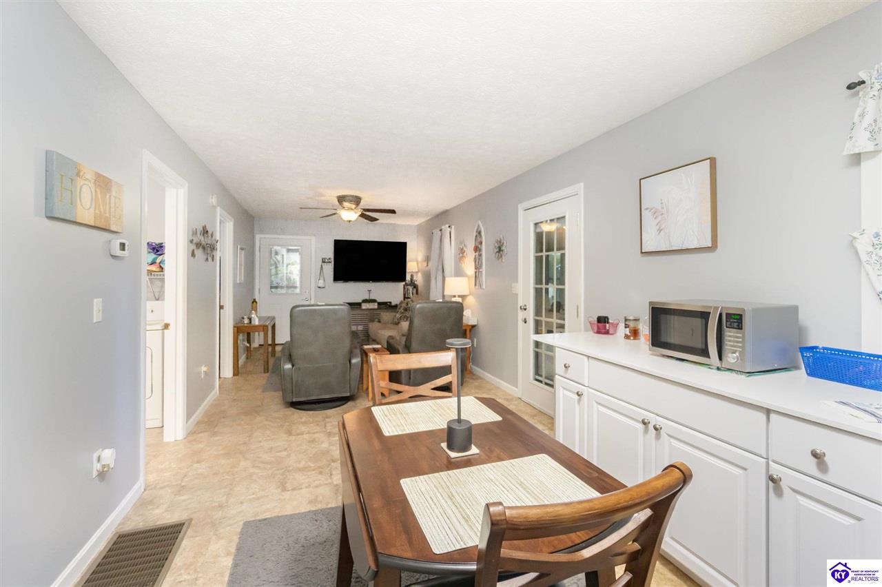 33 Elmwood Drive Clarkson, KY 42726 #1