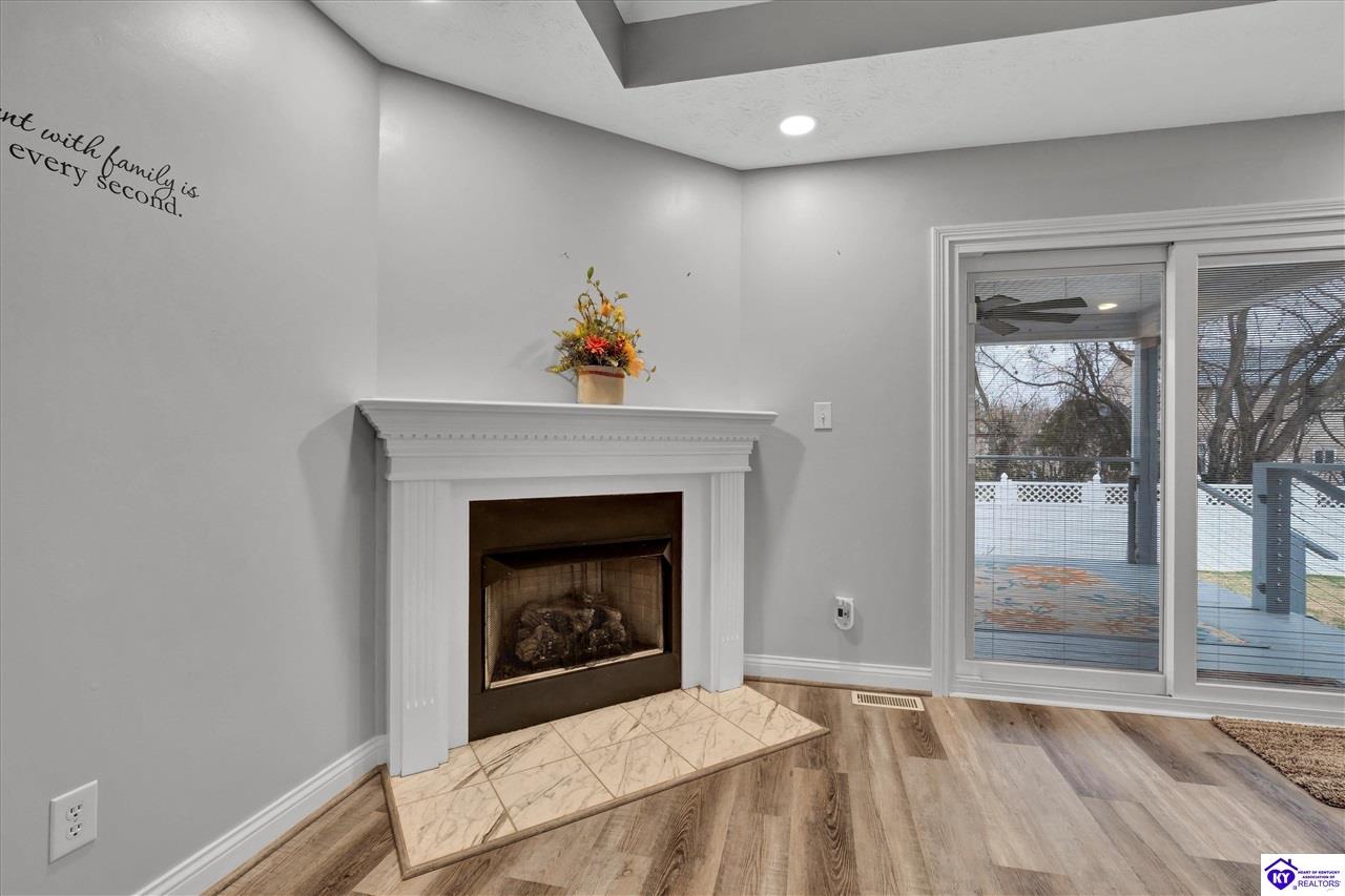 12108 Sentimental Lane Louisville, KY 40229 #3