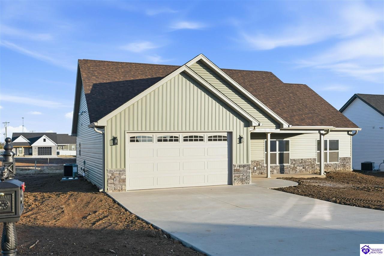 25 Betty Boyd Lane Brandenburg, KY 40108 #3