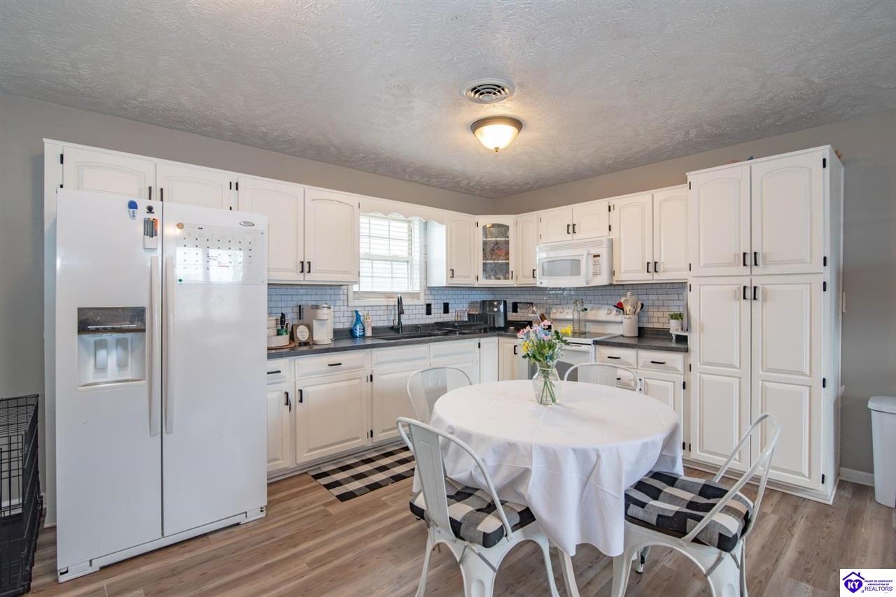 1035 Bailey Road Magnolia, KY 42757 #2