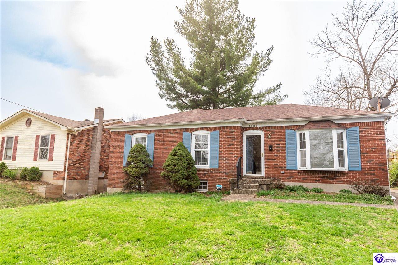 1526 Sanders Lane Louisville, KY 40216 #1