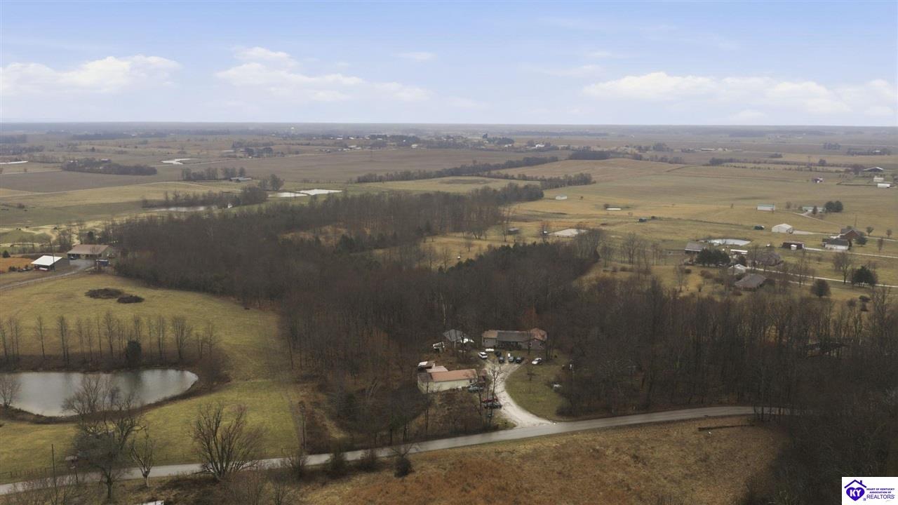 1401 Walter Reed Road Hodgenville, KY 42748 #1
