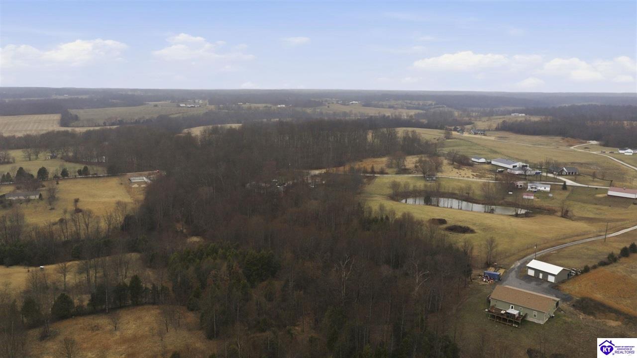 1401 Walter Reed Road Hodgenville, KY 42748 #3
