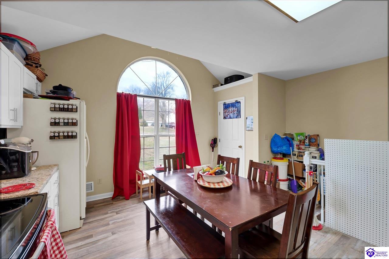 10307 Chimney Ridge Court Louisville, KY 40299 #3