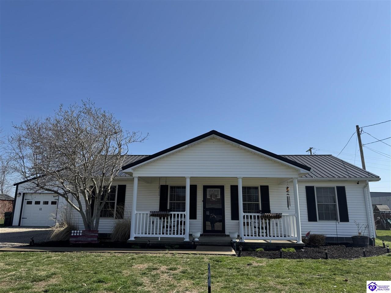635 Bomar Street Hardinsburg, KY 40143 #1