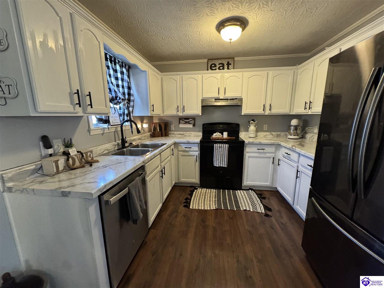 635 Bomar Street Hardinsburg, KY 40143 #2