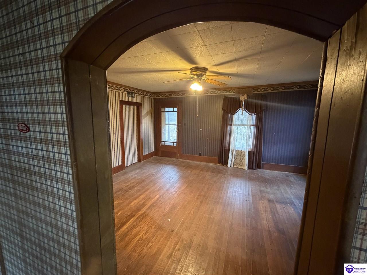 437 White Mills Road White Mills, KY 42788 #3