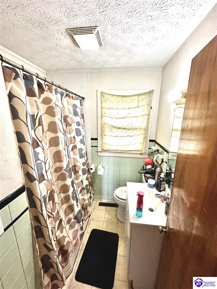 124 Gowdy Street Campbellsville, KY 42718 #3