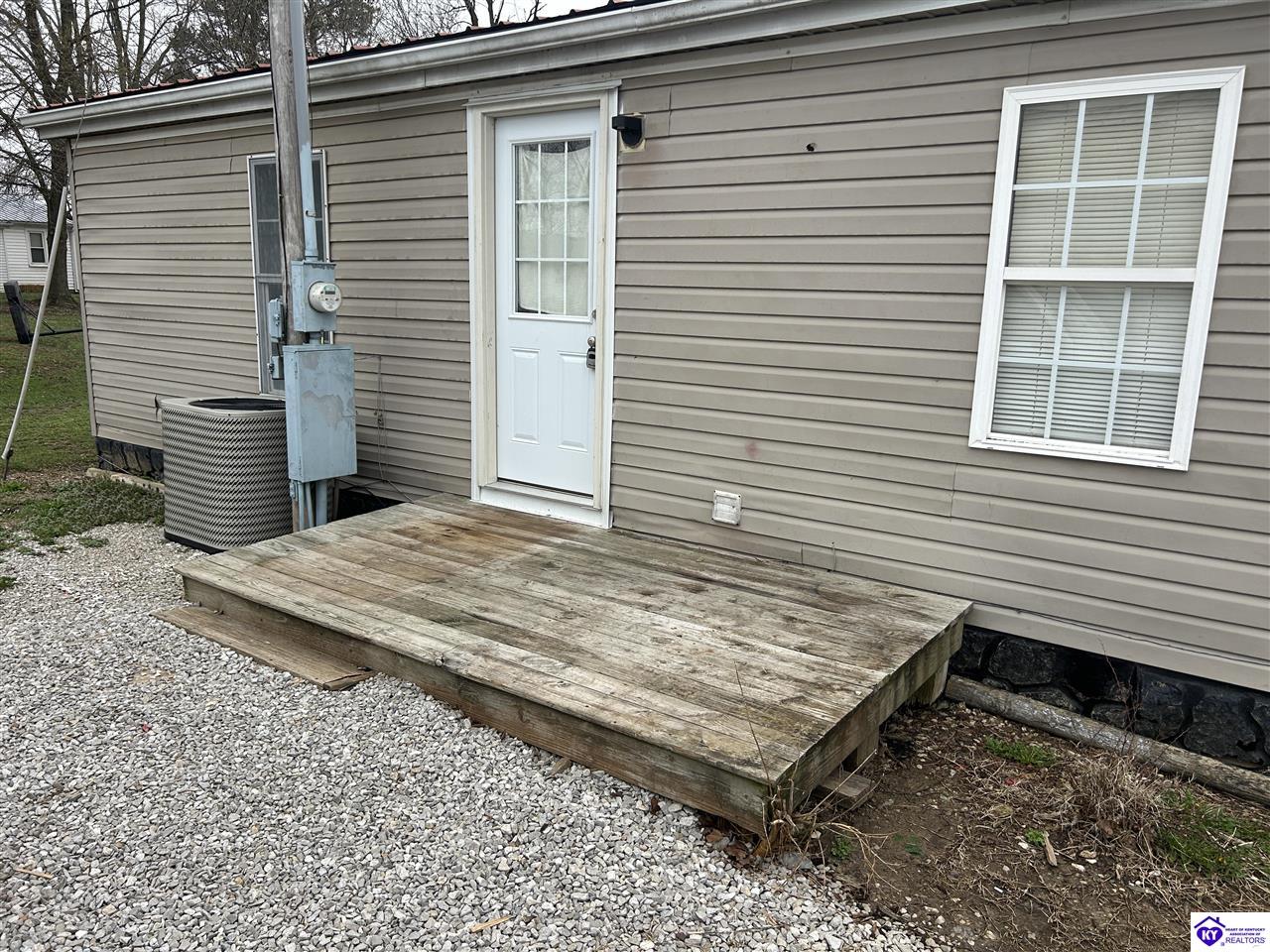 37 Aldridge Lane Harned, KY 40144 #2