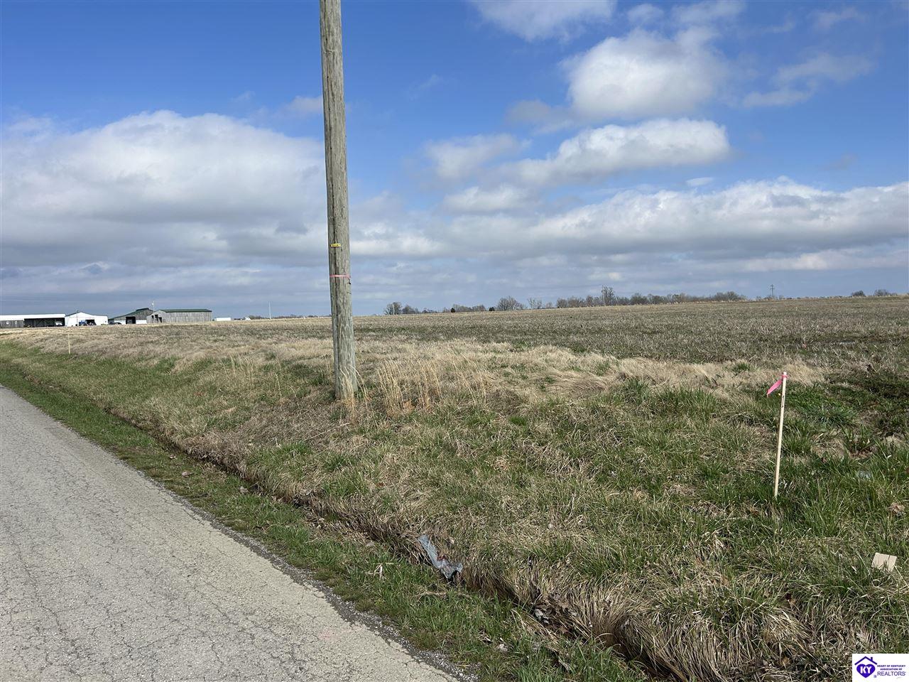 146 Fred Phillips LaneHardinsburg,&nbsp;KY&nbsp;40143