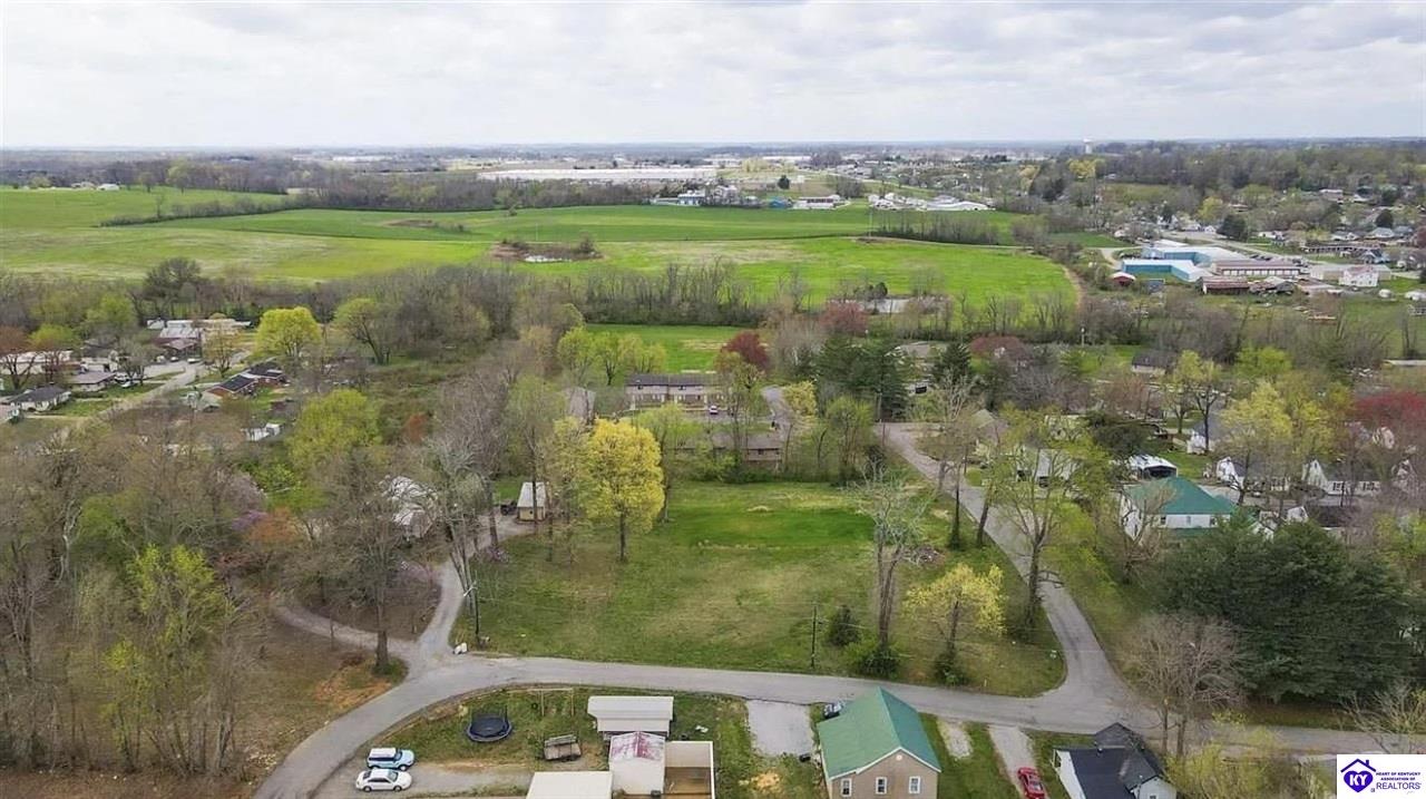 137 Coppock Street Campbellsville, KY 42718 #1