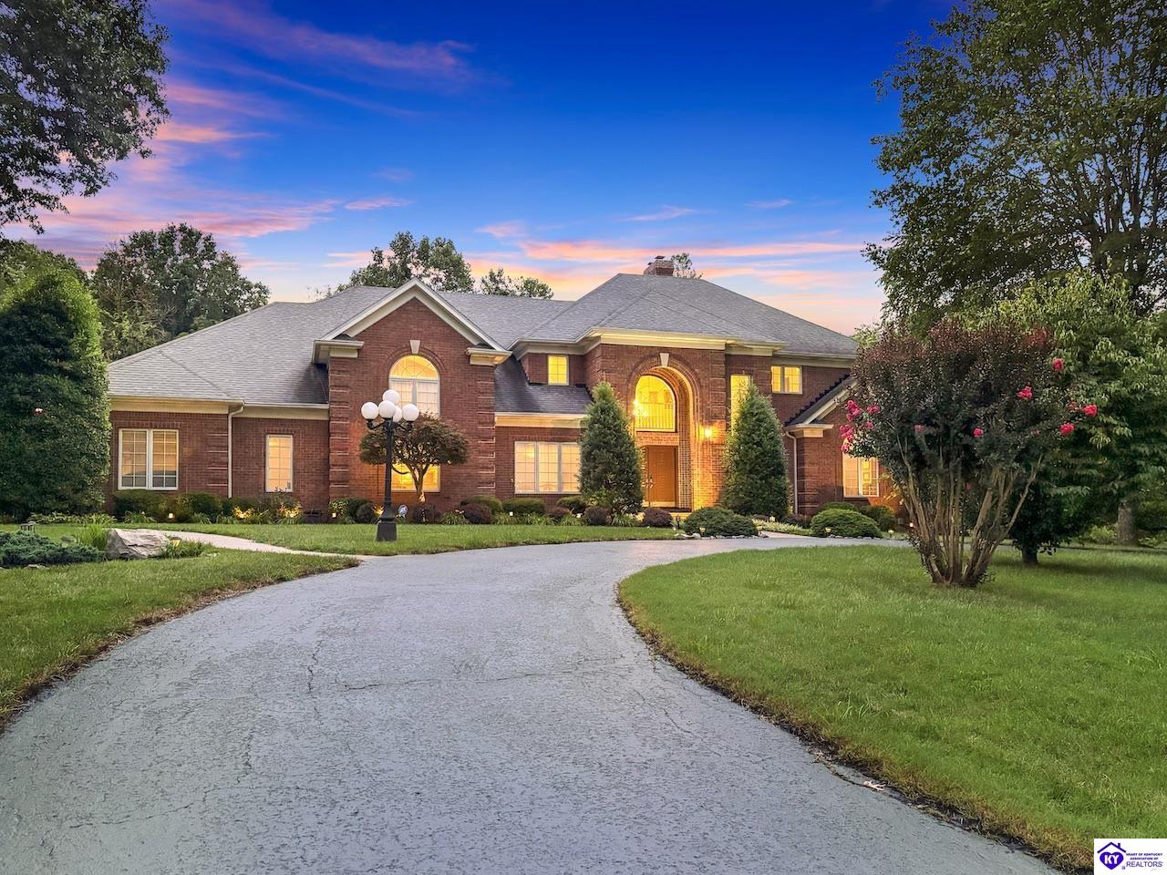 224 Ravenswood DriveElizabethtown,&nbsp;KY&nbsp;42701