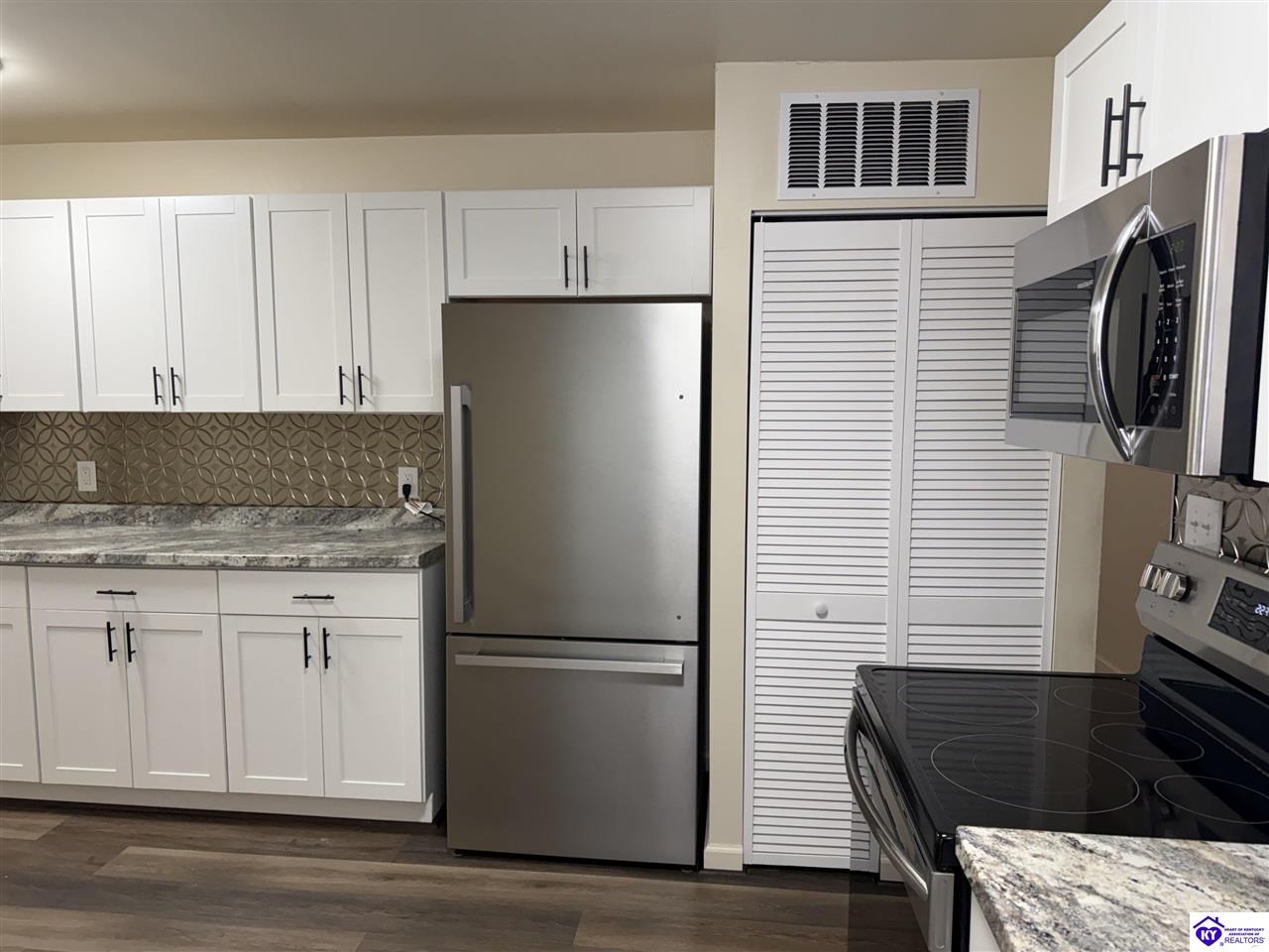 501 Diecks Drive Elizabethtown, KY 42701 #3