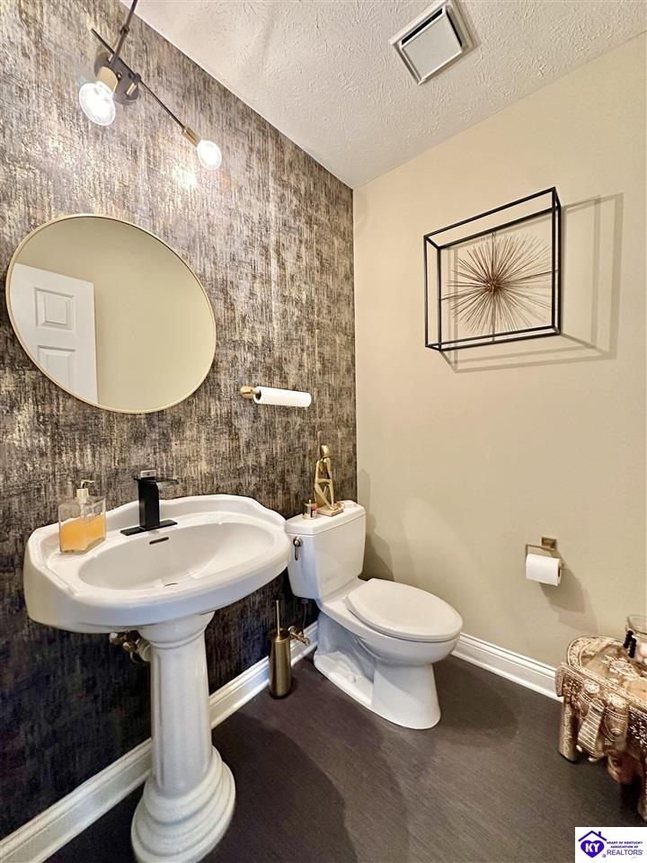 102 Dover Court Elizabethtown, KY 42701 #4