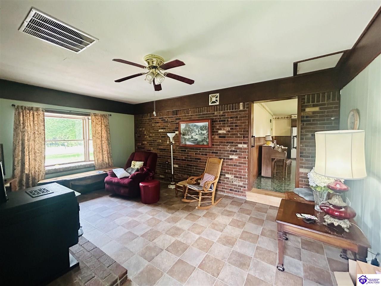 307 Howevalley Road Cecilia, KY 42724 #3