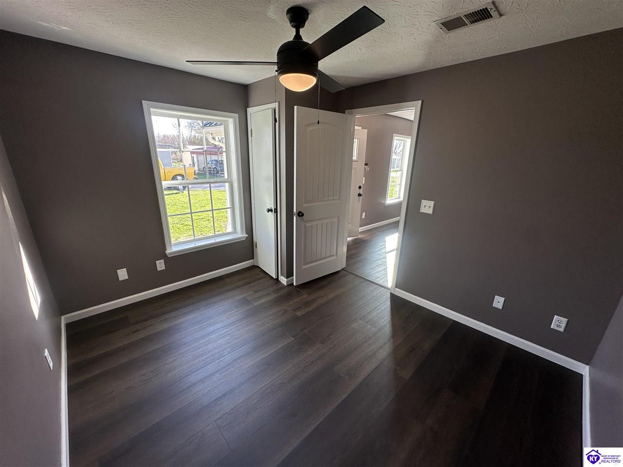 4634 Parker Grove Road Magnolia, KY 42757 #3