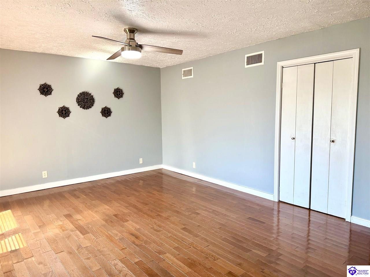 350 Lone Valley Road Campbellsville, KY 42718 #4