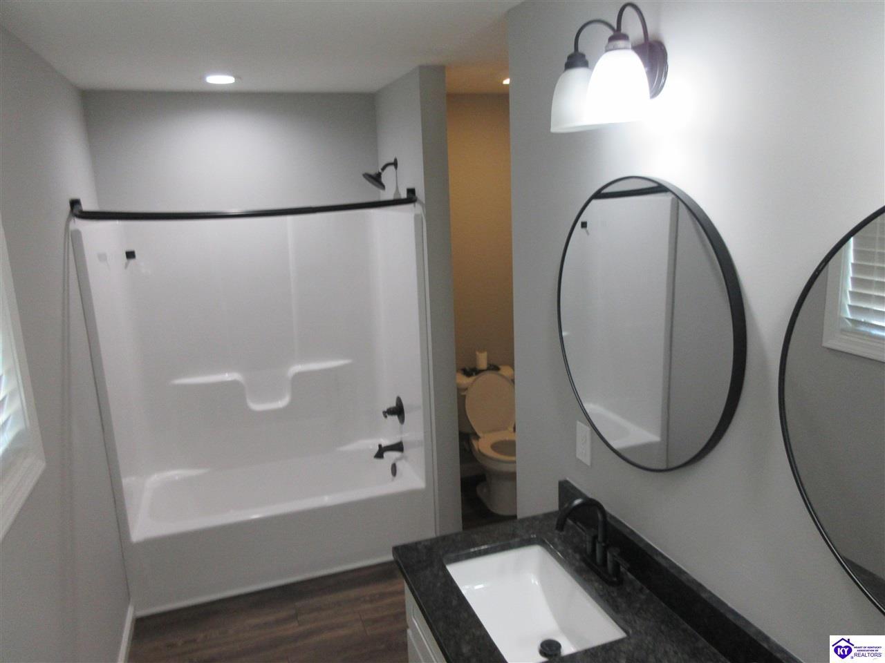 43 Harlen St Munfordville, KY 42765 #2