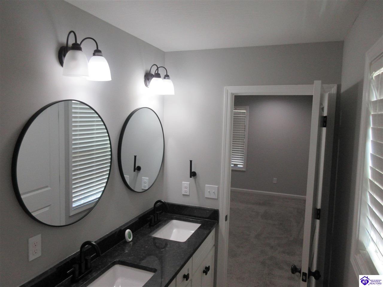 43 Harlen St Munfordville, KY 42765 #3