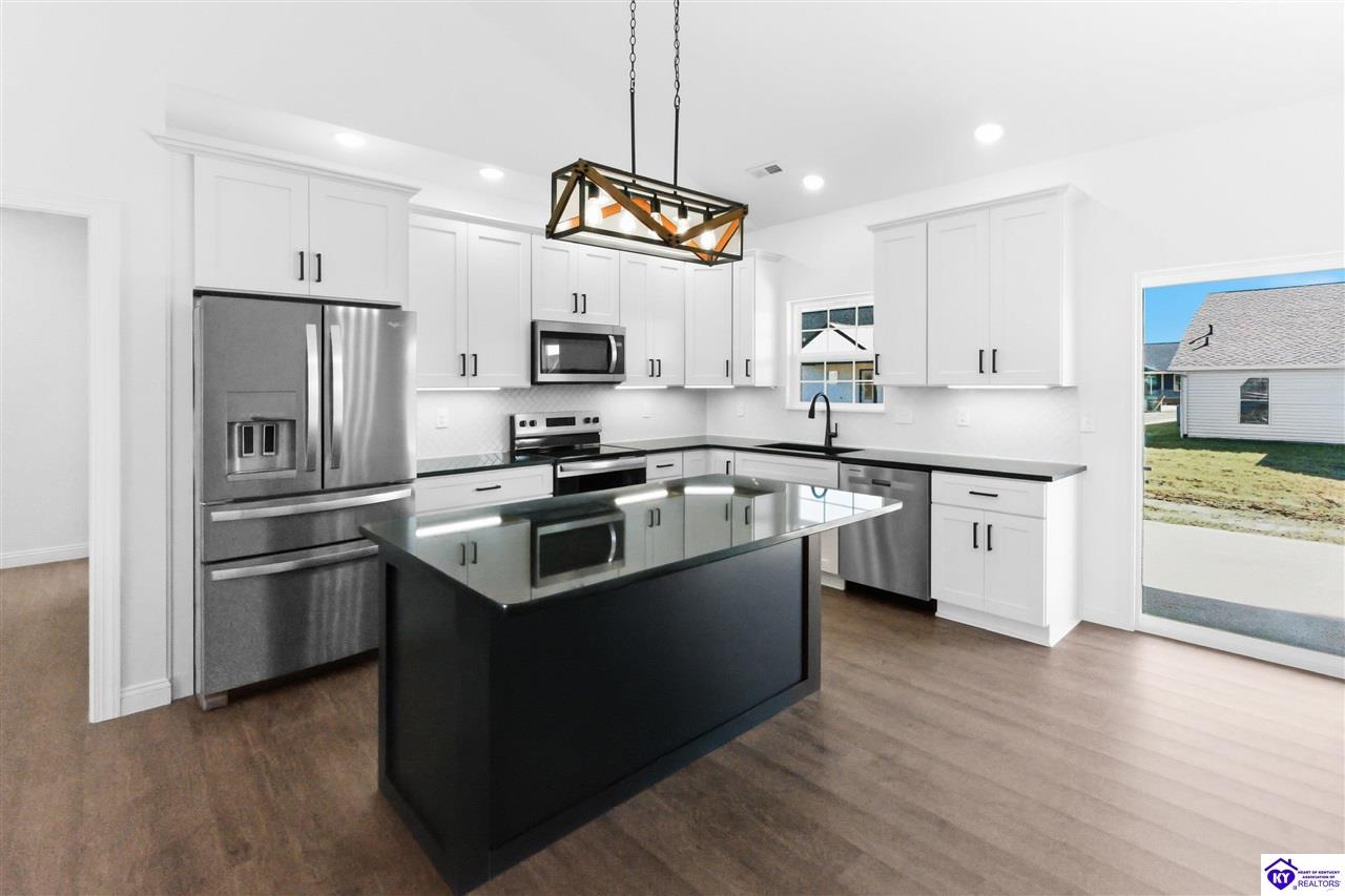 43 Betty Boyd Lane Brandenburg, KY 40108 #4