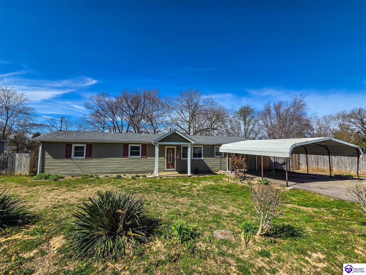 483 Smith StreetRadcliff,&nbsp;KY&nbsp;40160