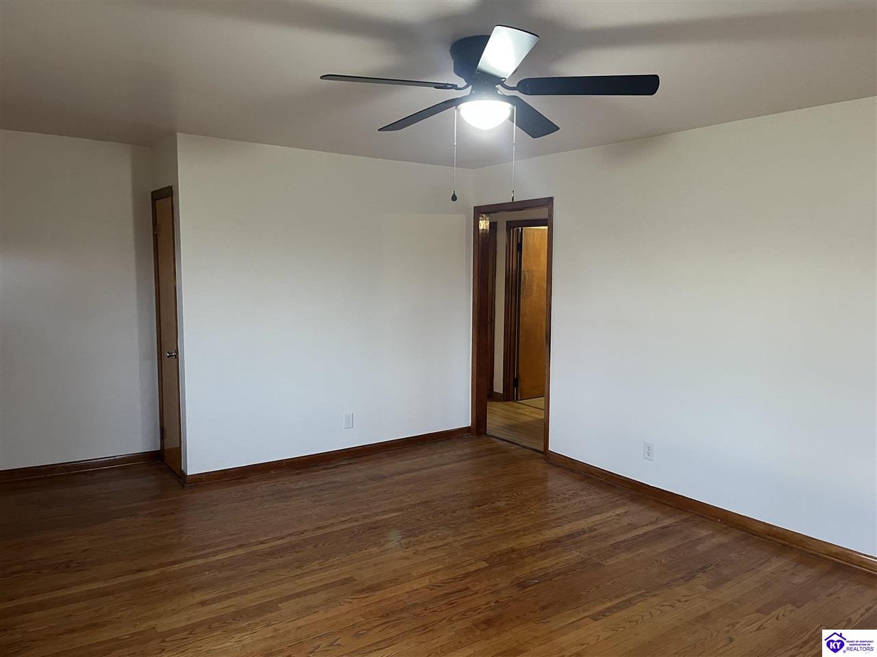 1930 Bucknersville Road Greensburg, KY 42743 #2