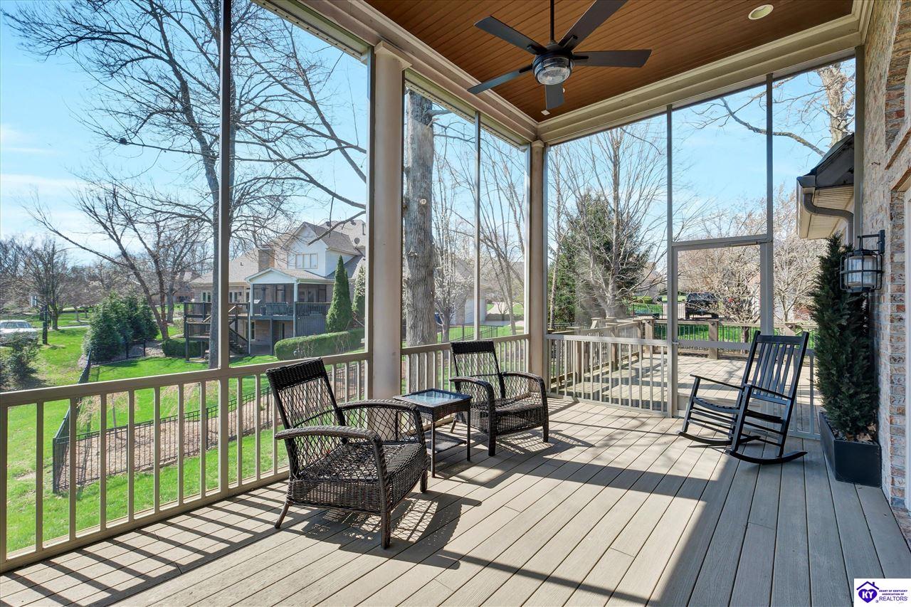 2603 Locust Hill Place Louisville, KY 40245 #1