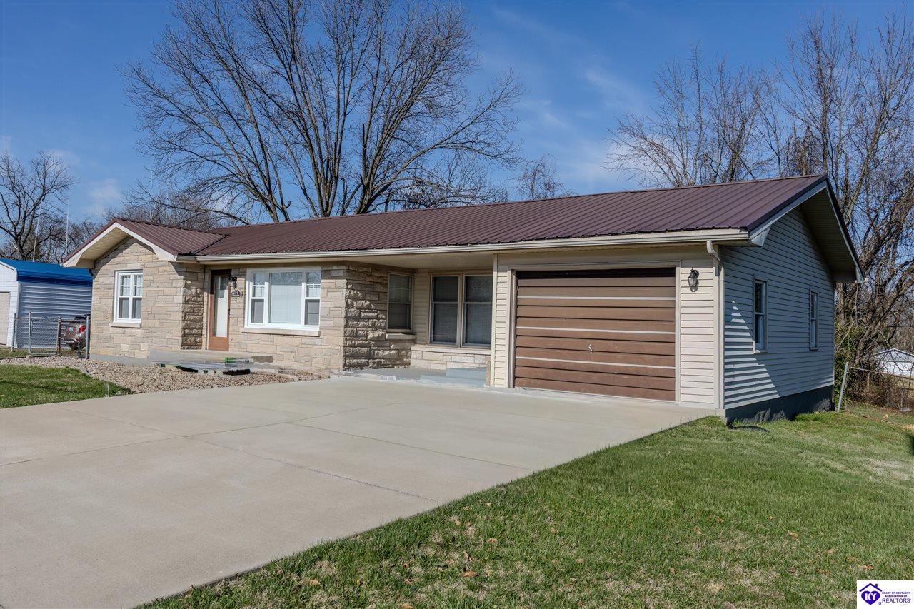 284 N Logsdon Parkway Radcliff, KY 42701 #1