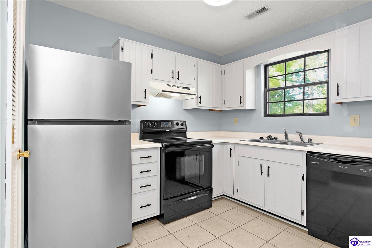 110A Melanie LaneElizabethtown,&nbsp;KY&nbsp;42701