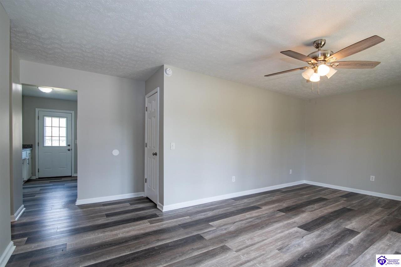 817 Pearman Avenue Radcliff, KY 40160 #3