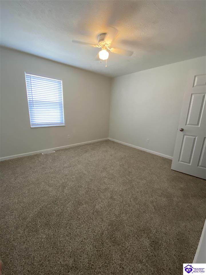 2634 Lake Road North Radcliff, KY 40160 #2