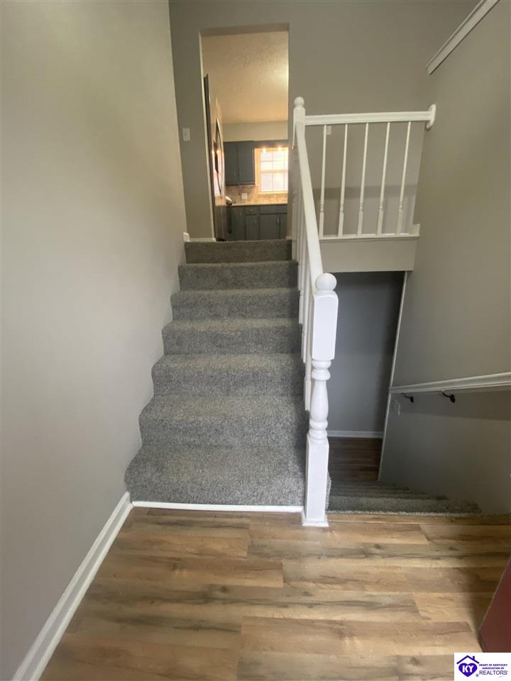 1393 Kingswood Way Radcliff, KY 40160 #1