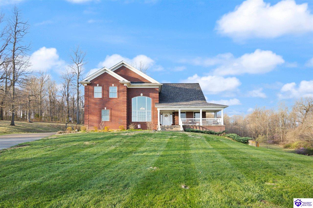 701 Oak Wood LaneLeitchfield,&nbsp;KY&nbsp;42754