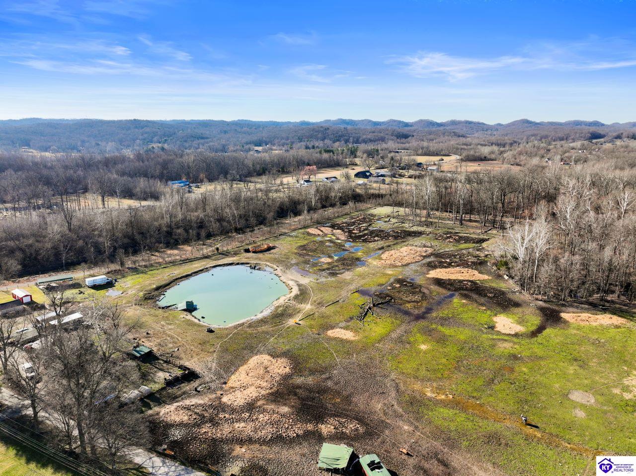 1908 Herbert Lane Louisville, KY 40272 #1