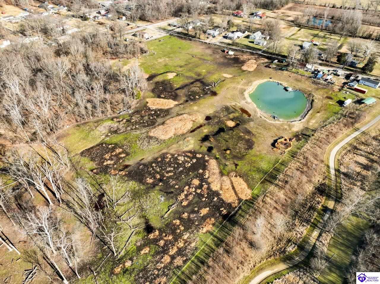 1908 Herbert Lane Louisville, KY 40272 #4