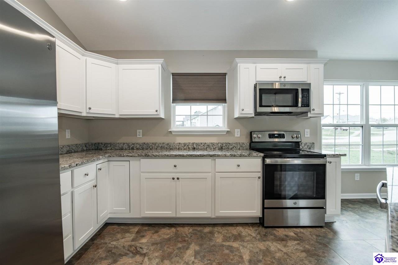 540 University Drive Radcliff, KY 40160 #4